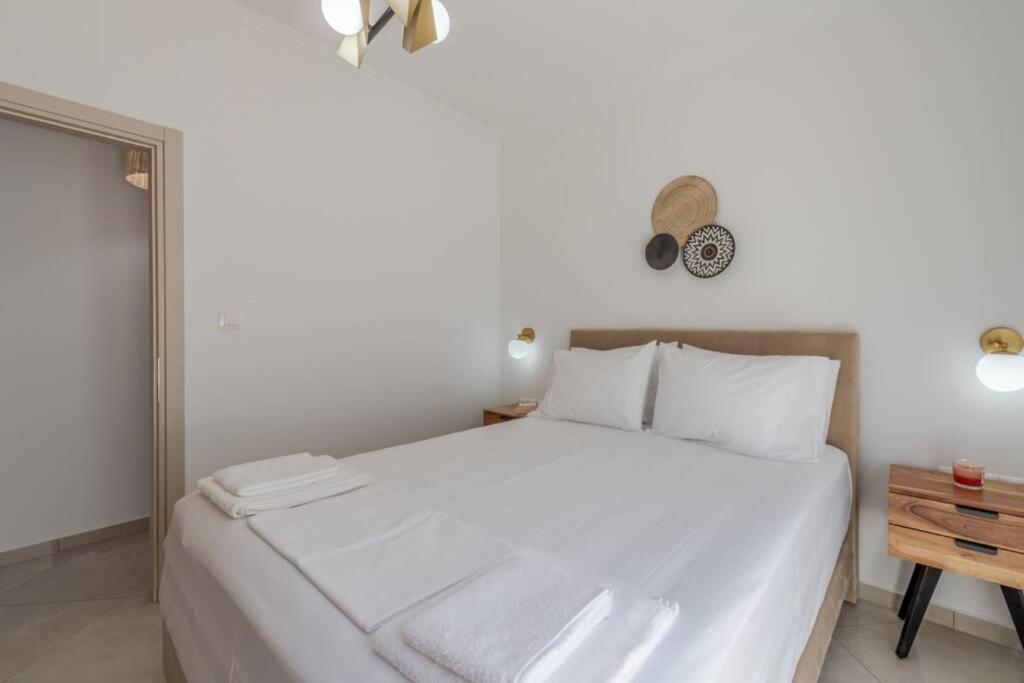 Brizet Apartments Sea View Pollonia Bagian luar foto
