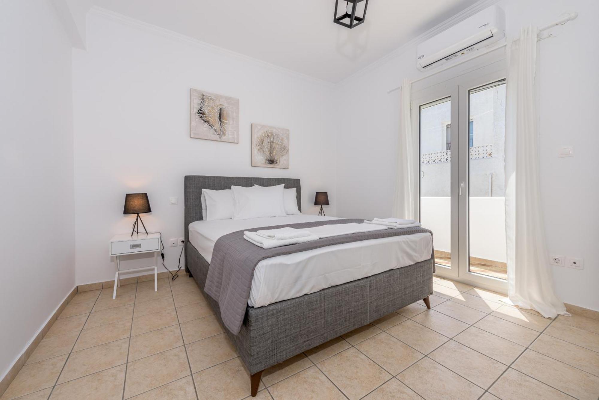 Brizet Apartments Sea View Pollonia Bagian luar foto